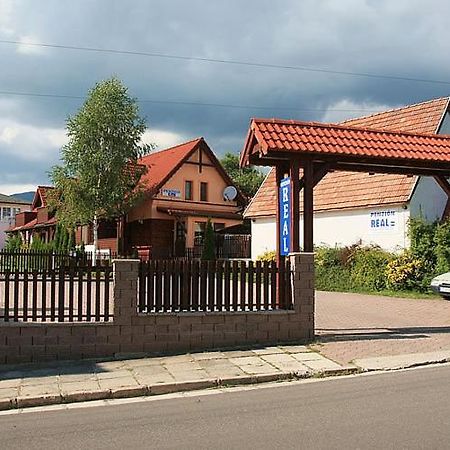 Penzion Real Zsár Kültér fotó